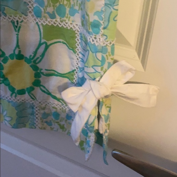 Lilly Dress Size 2 - Picture 3 of 3